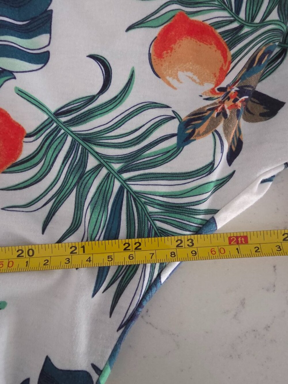 Cold Shoulder Multi-Colored Top - Size L - Picture 8 of 10
